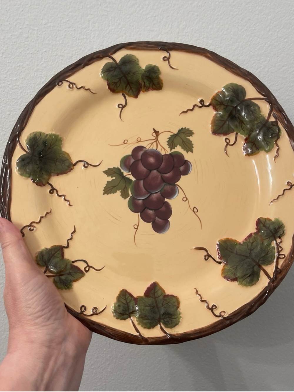 Pacific Rim Grape Dinner Plate